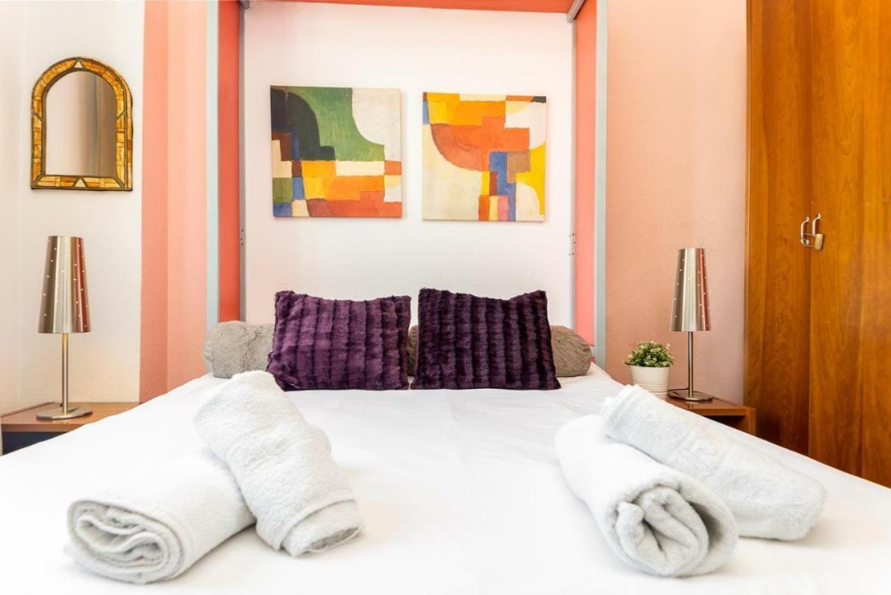 Lovely Suite With River Views And Parking مالقة المظهر الخارجي الصورة