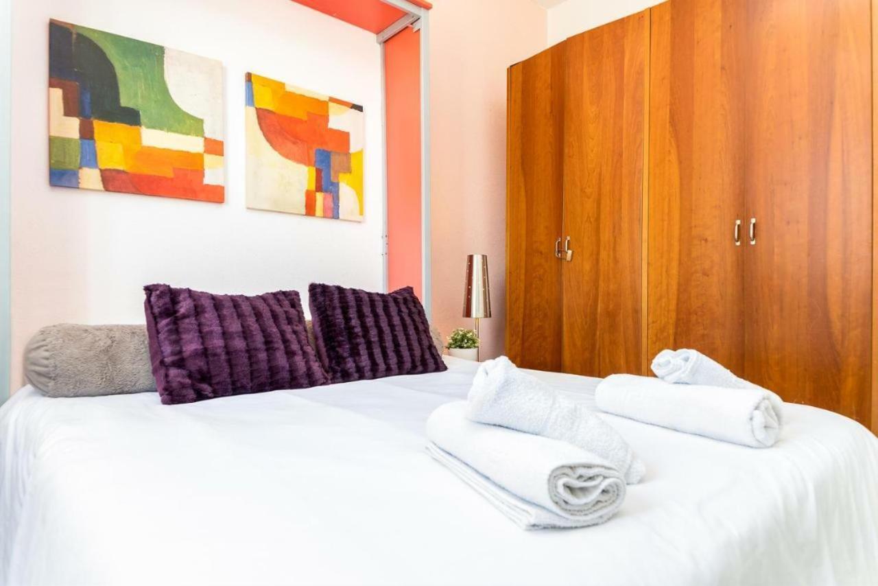 Lovely Suite With River Views And Parking مالقة المظهر الخارجي الصورة